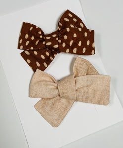 MOCHA + beige - Set of 2 Clips bow