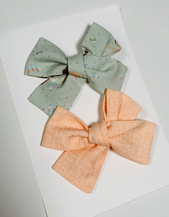 Butterfly + Coral - Set of 2 Clips bow