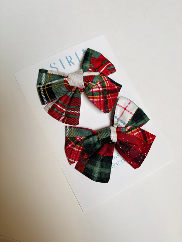 Plaid Xmas- Set of 2 Clips bow
