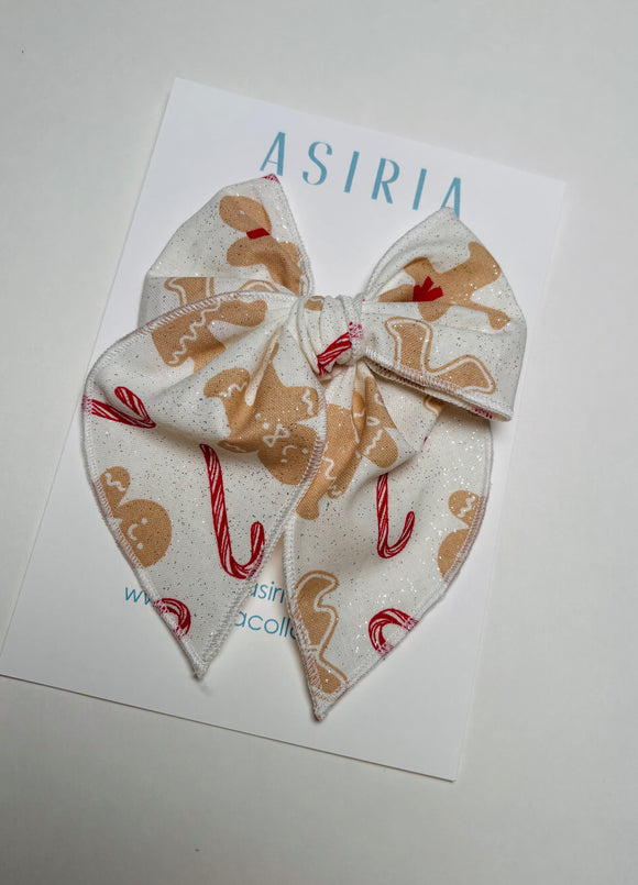 GingerB Cookie -Single Clip Serge Bow