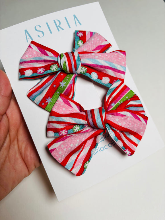 Pink XMAS- Set of 2 Clips bow