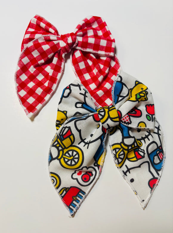 Hello K + Red - 2 clip bows