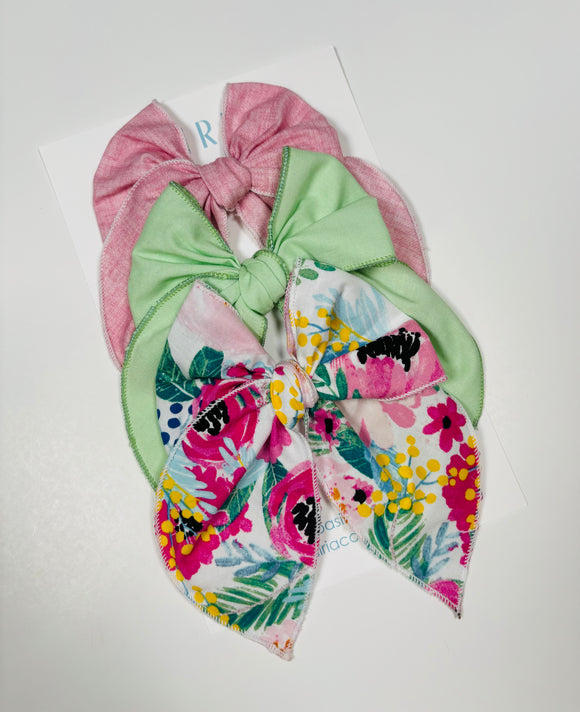 Flower + Green +pink  - 3 clip big bow