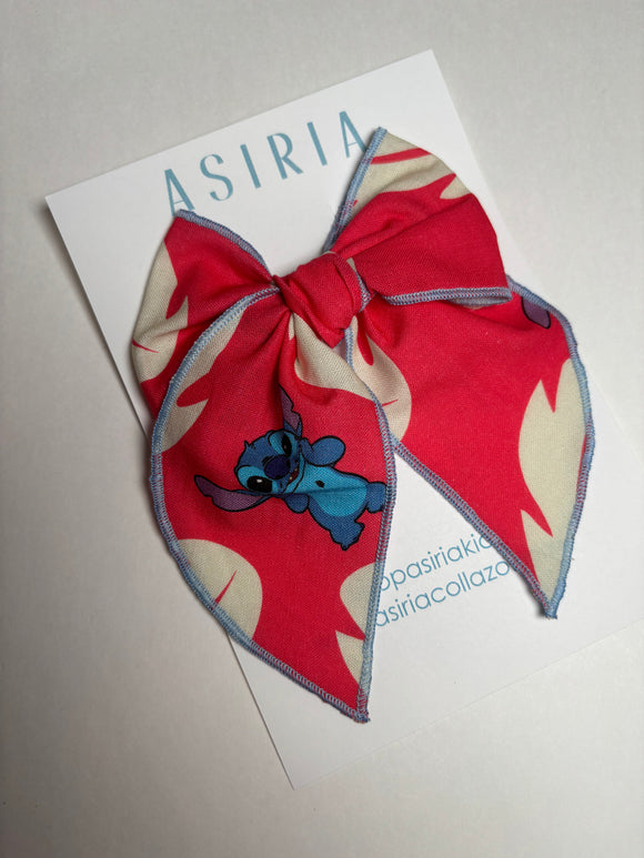 Stitch  -Single Clip Serge Bow