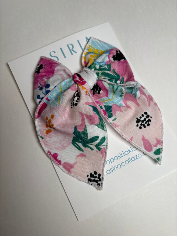 Flower-Single Clip Serge Bow