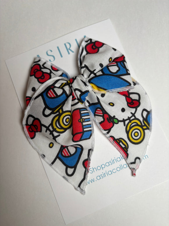 Hello Kitty  -Single Clip Serge Bow