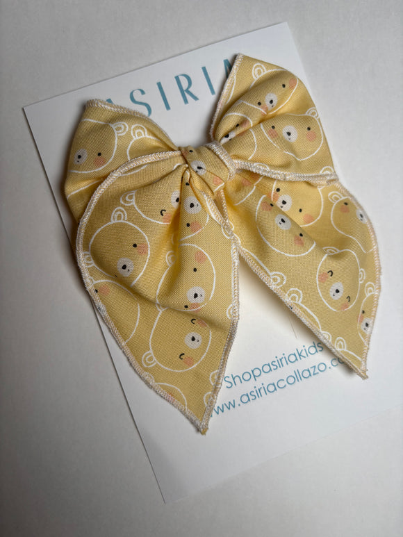 Yellow Bear -Single Clip Serge Bow