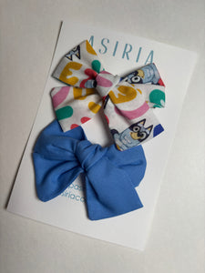 Bluey+ Blue  - Set of 2 Clips bow