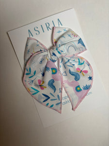 Fairy-Single Clip Serge Bow