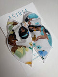 Princesas -Single Clip Serge Bow