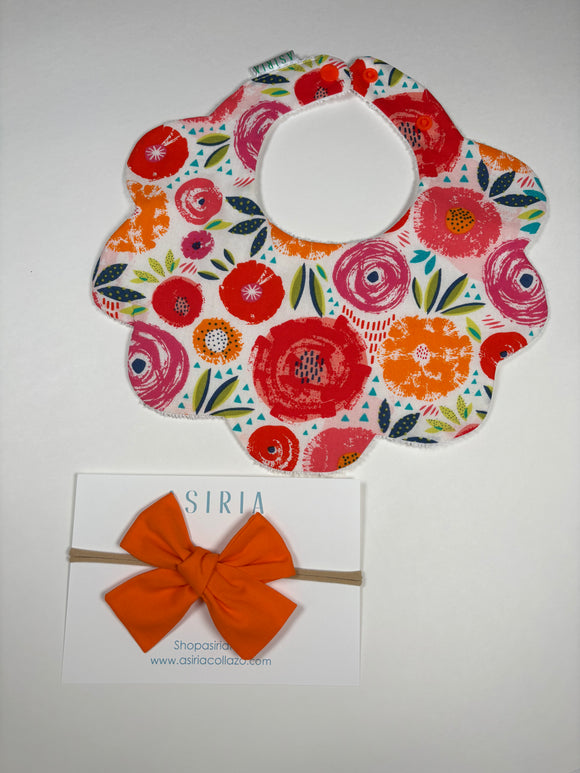 Flower bib + Bow