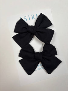 Black   - Set of 2 Clips bow