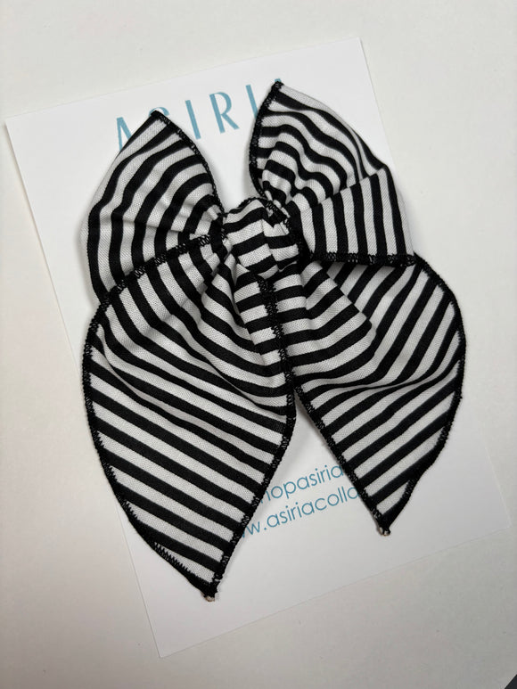 Black and white   -Single Clip Serge Bow
