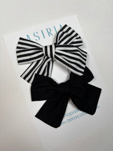 Black and stripes  - Set of 2 Clips bow