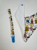Peanuts Bandana bib + Holder